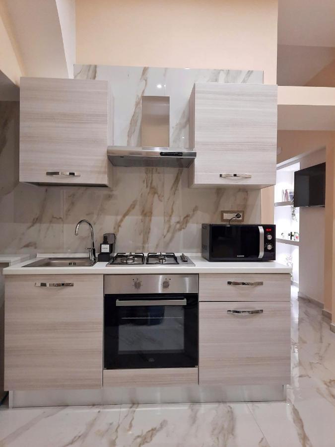 Re Ferdinando Apartment Naples Luaran gambar