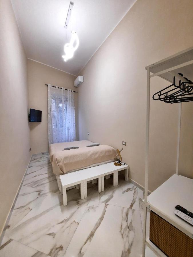 Re Ferdinando Apartment Naples Luaran gambar