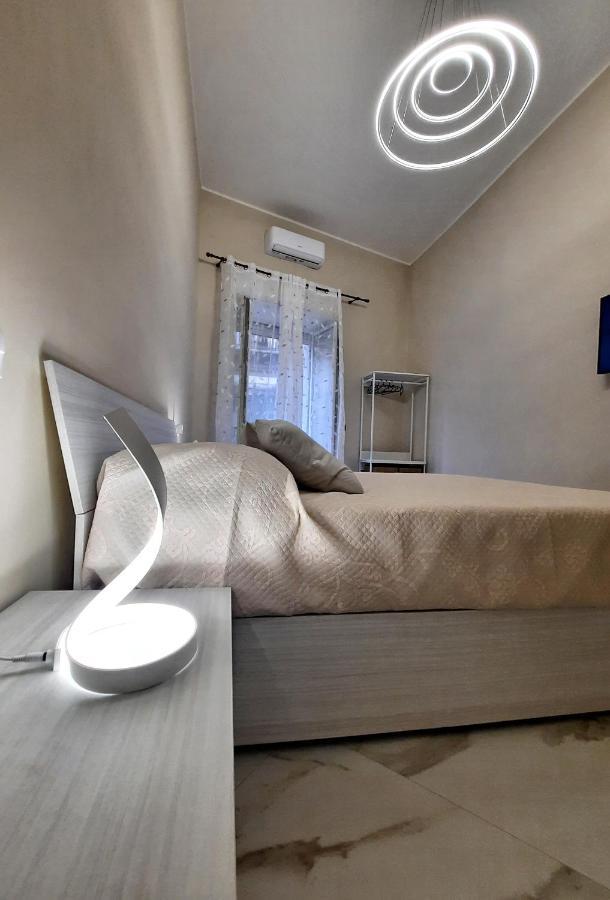 Re Ferdinando Apartment Naples Luaran gambar